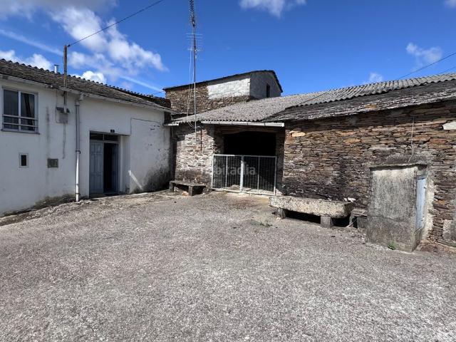 Casa Rural en venta en Sarria