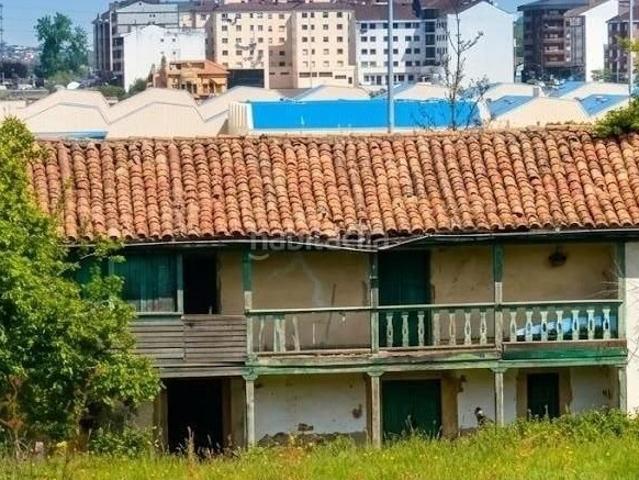 Casa Rural en venta en Santolaya, Siero