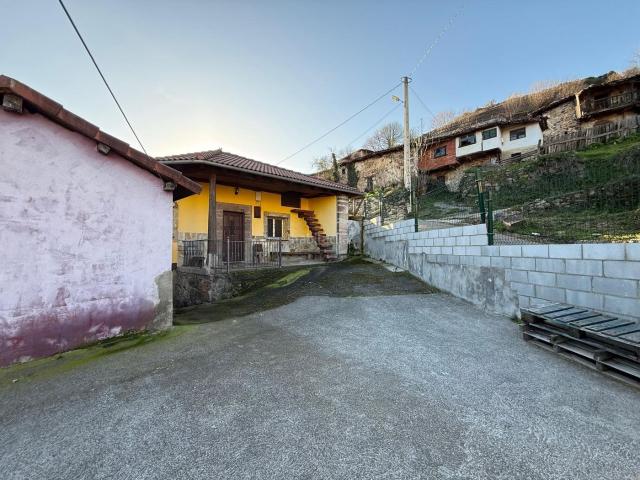 Casa Rural en venta en Teverga, Asturias