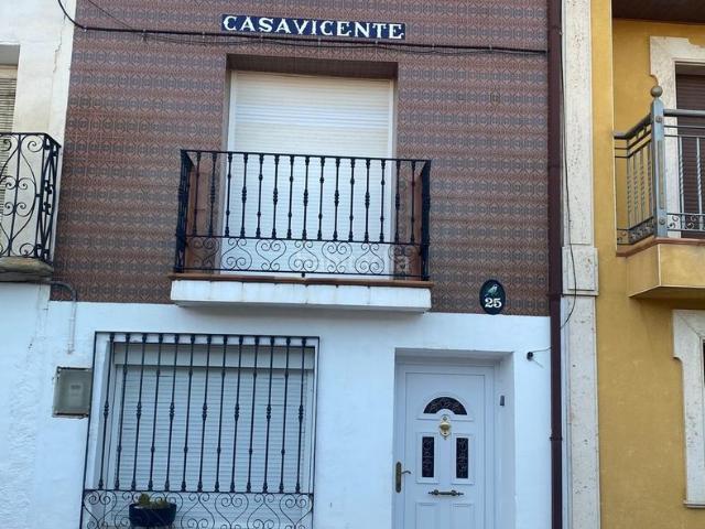 Casa Rural en venta en Allueva, Aragón