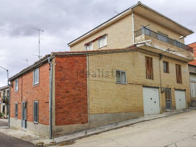 Casa Rural en venta en Torrelobatón, Castilla y León