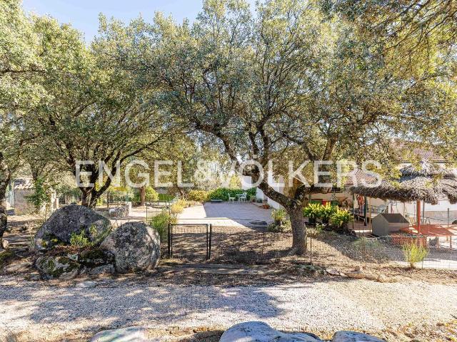 Casa Rural en venta en Valdemorillo, Madrid