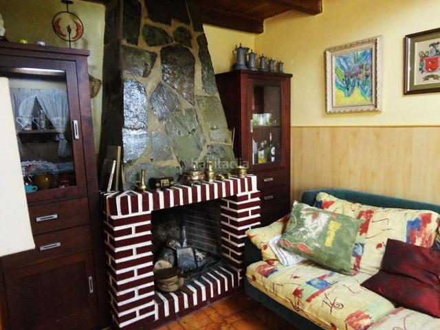 Casa Rural en venta en Valle De Valdelaguna, Castilla y León
