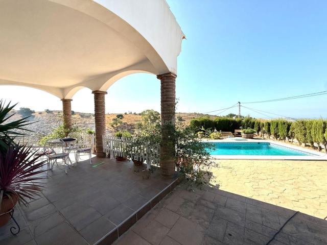 Casa Rural en venta en La Gloria, La Axarquía