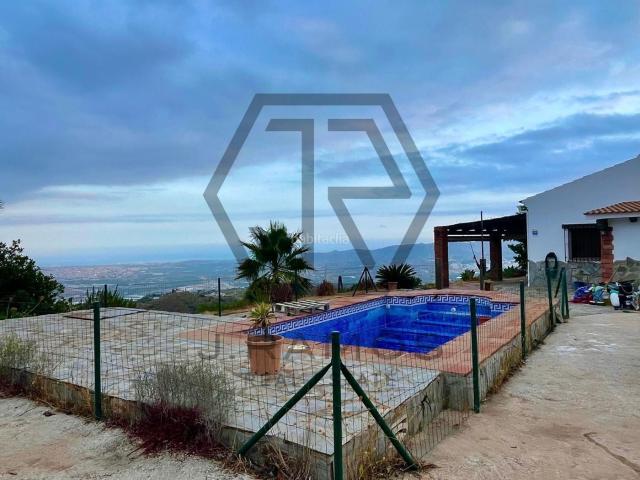 Casa Rural en venta en La Gloria, La Axarquía