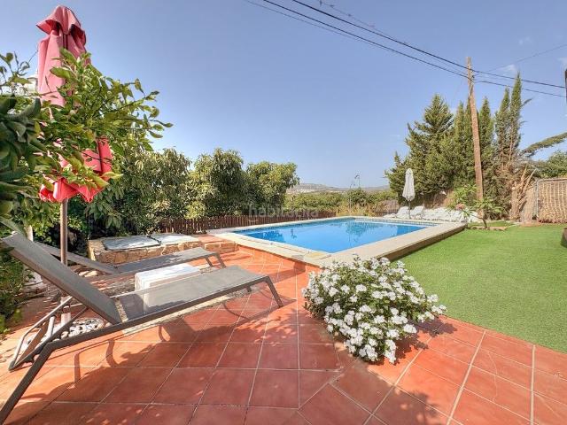 Casa Rural en venta en La Gloria, La Axarquía