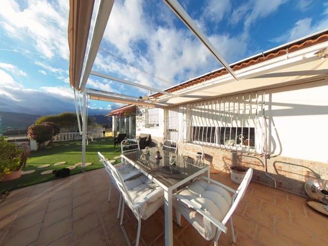 Casa Rural en venta en La Gloria, La Axarquía