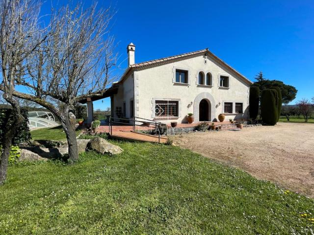 Casa Rural en venta en Vidreres