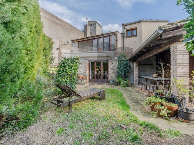 Casa Rural en venta en El Perelló, Gironès