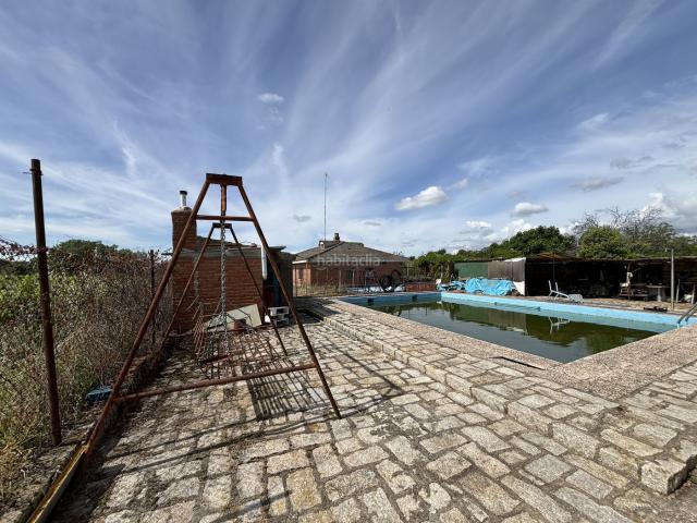 Casa Rural en venta en Villa Del Prado, Madrid