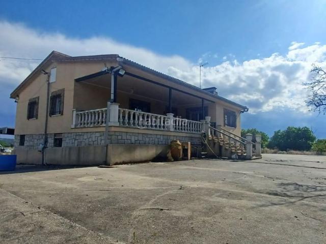 Casa Rural en venta en Villanueva De Perales, Madrid