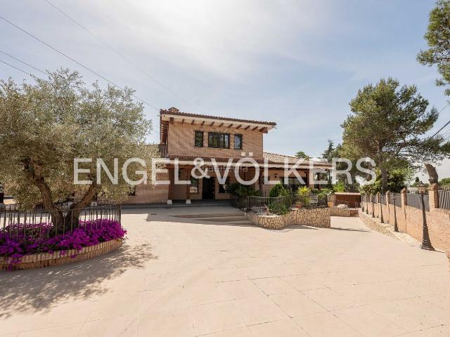 Casa en venta en Villaviciosa De Odón, Madrid