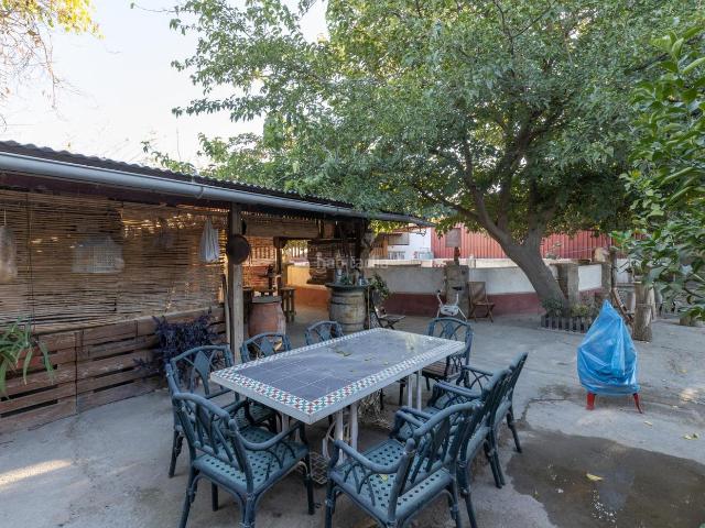 Casa Rural en venta en La Zubia, Barrio Ermitaño