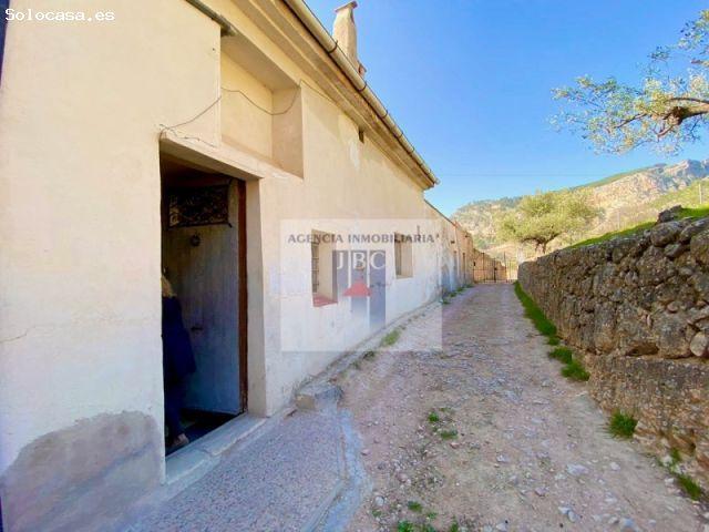 Casa en venta en l'Eixample, l'Alcoià