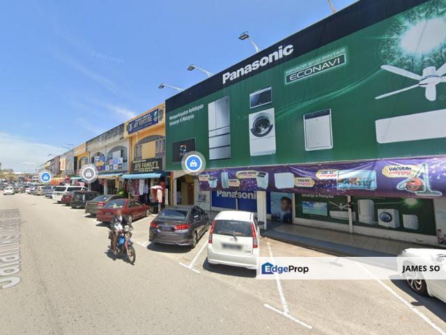 Shop for rent in Malaka