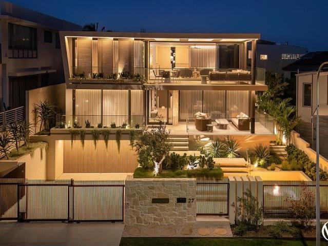 House for sale in Sunshine Beach, Queensland