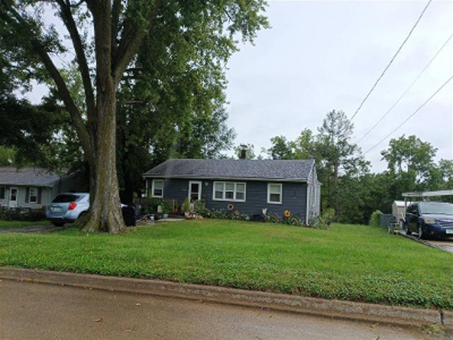 House for sale in South View Acres, Des Moines