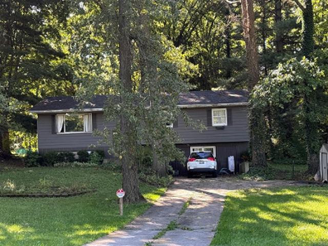 House for sale in Avery, Milan