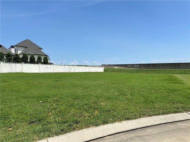 Land for sale in Kenner, Louisiana