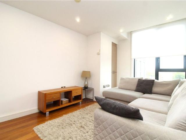 Apartment for rent in London Borough of Croydon, Greater London