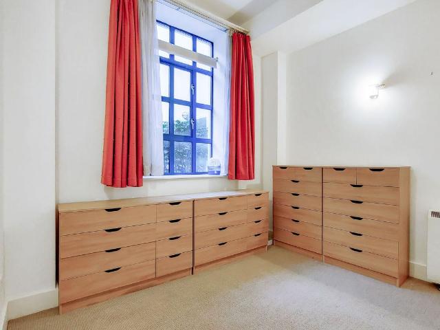 House for rent in Angel, Greater London