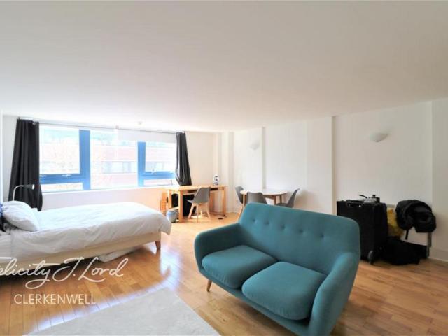 House for rent in Clerkenwell, Greater London