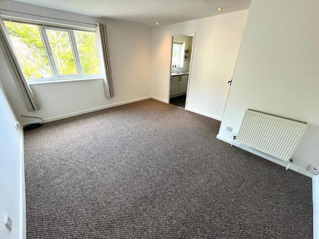 Apartment for rent in Sherwood, Higher Bartle