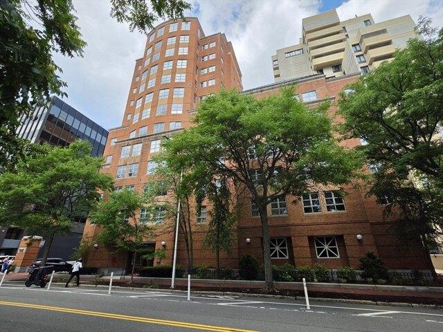 Condo for sale in Cambridge, Massachusetts