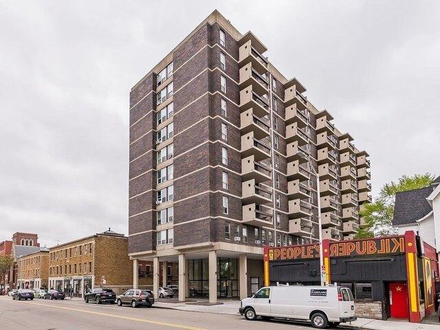Condo for sale in Cambridge