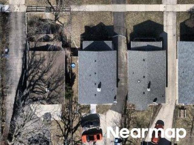 House for sale in Waukegan, Illinois