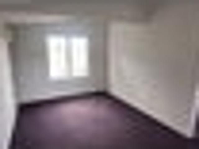 Apartment for rent in Royal Heights, Henderson-Massey