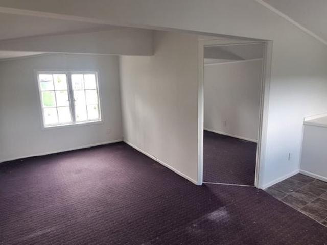 Apartment for rent in Royal Heights, Henderson-Massey