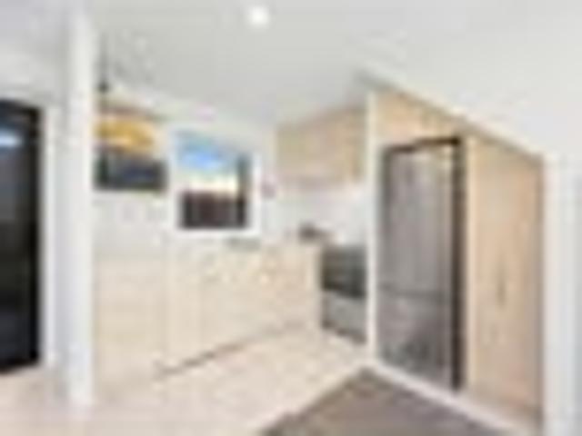 House for rent in Massey, Henderson-Massey