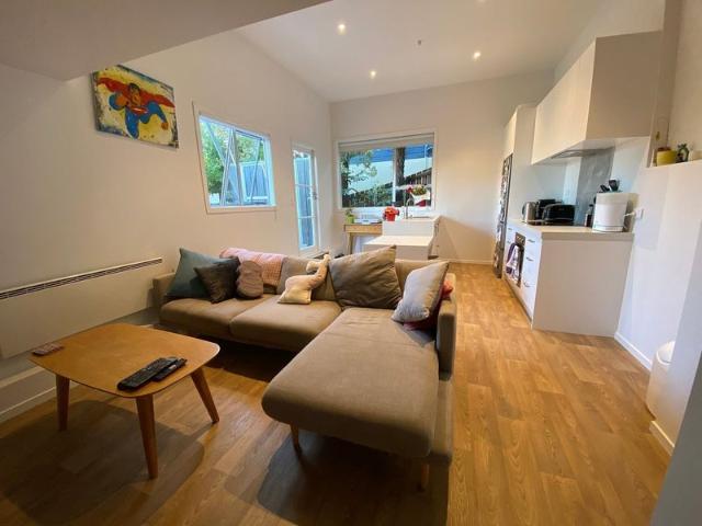 Apartment for rent in Oratia