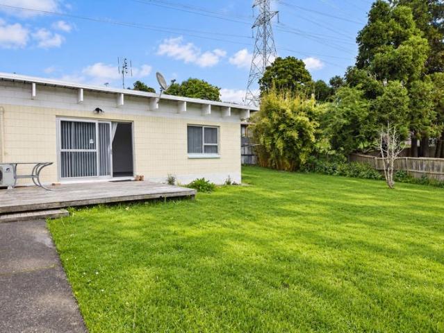 House for rent in Massey West, Henderson-Massey