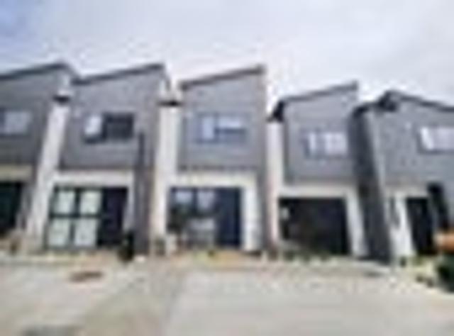 Townhouse for rent in Rapanui