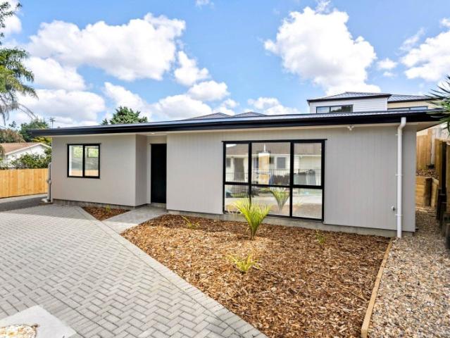 House for rent in Royal Heights, Henderson-Massey