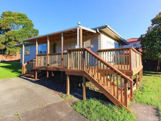 House for rent in Royal Heights, Henderson-Massey