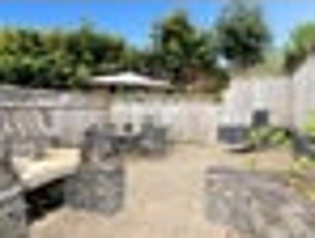 House for rent in Massey, Henderson-Massey