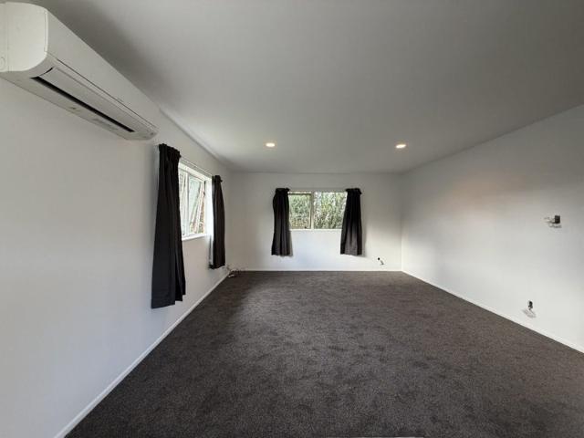 House for rent in Royal Heights, Henderson-Massey