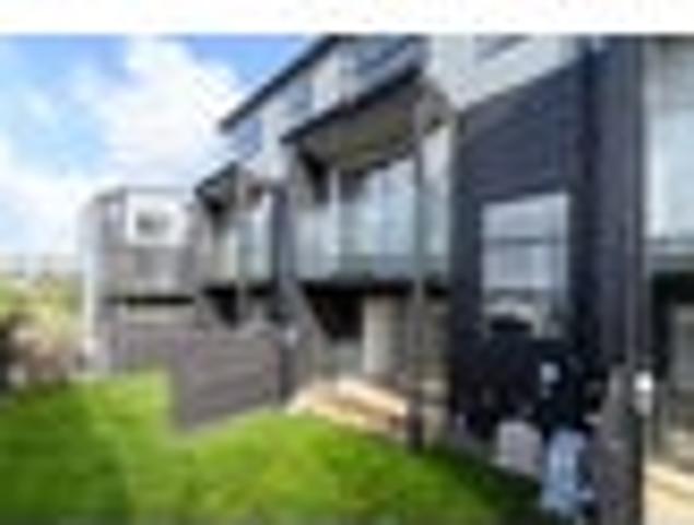 Townhouse for rent in Rapanui, Oroua County