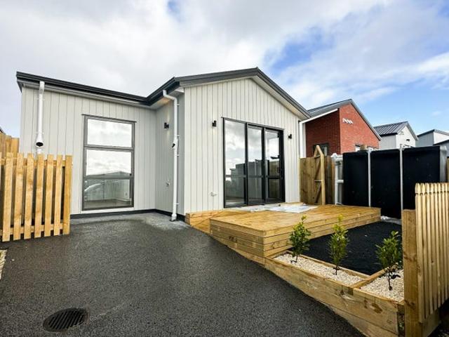 House for rent in Cardinal West, Henderson-Massey