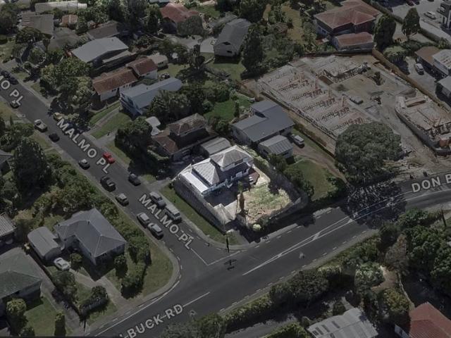 House for rent in Massey West, Henderson-Massey