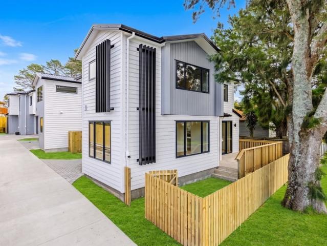 House for rent in Royal Heights, Henderson-Massey