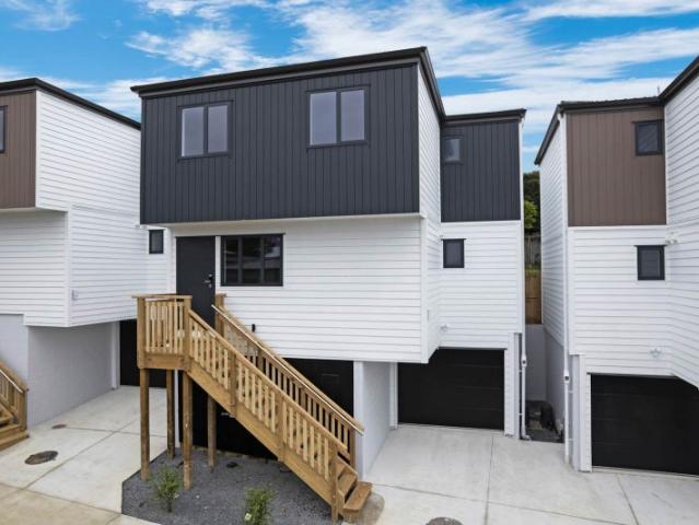 House for rent in Massey West, Henderson-Massey