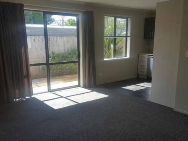 Townhouse for rent in Frankton, Hamilton City
