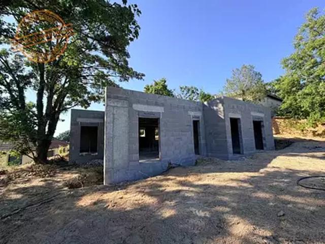 Terrain vente à Bourg-en-Bresse, Massieux