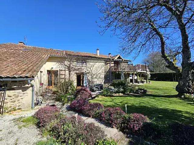 Maison vente à Confolens, Massignac
