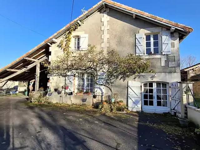 Maison vente à Confolens, Massignac