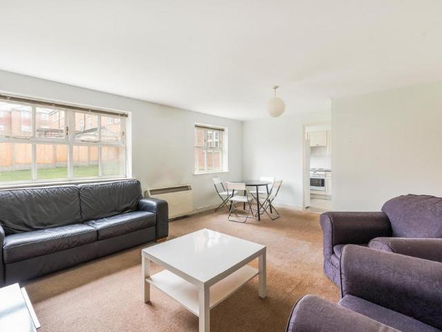 Apartment for rent in Heritage Park, Greater London